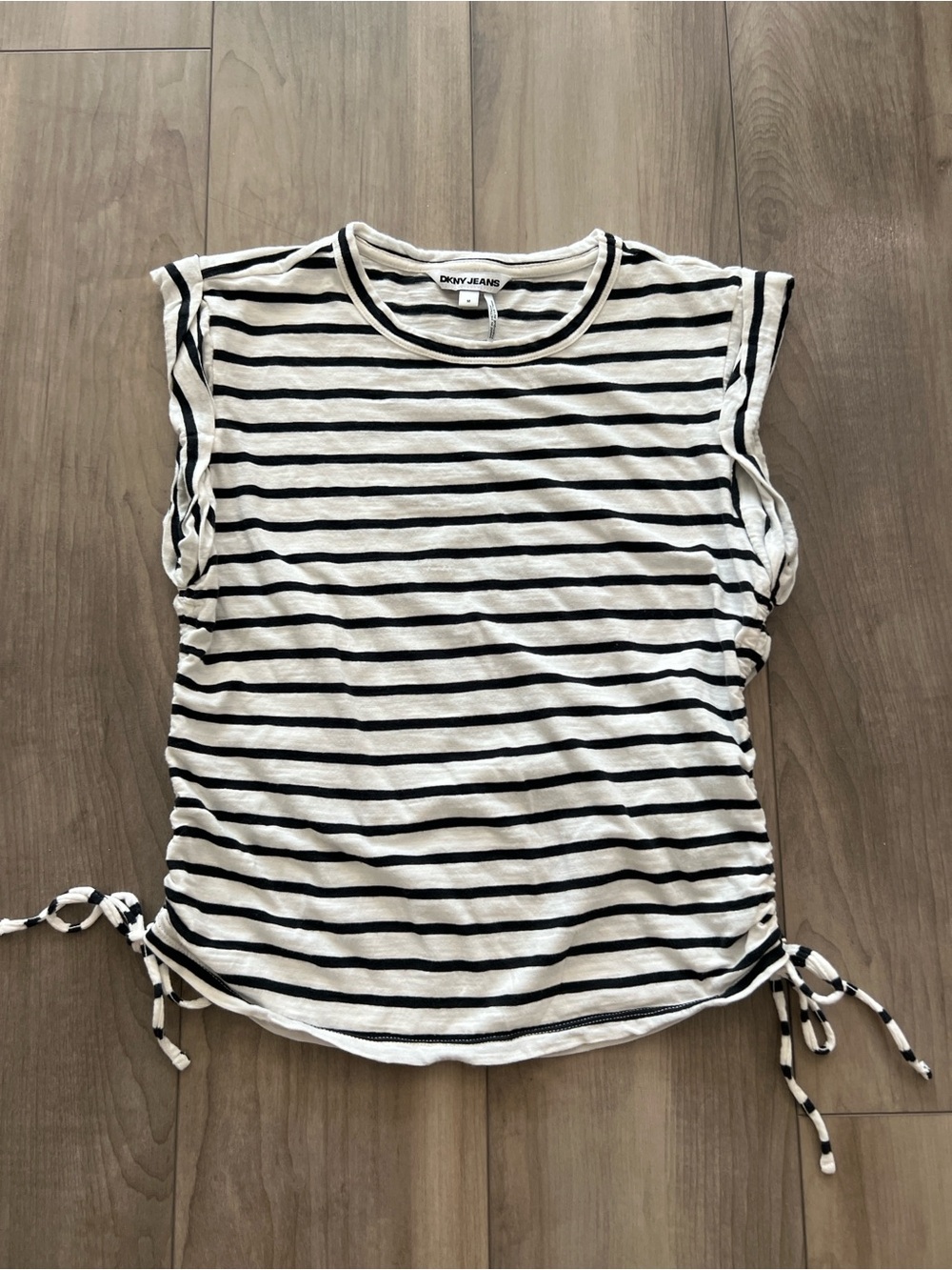 Dkny White & Black Striped Tie-Hem Tank Top Sz M